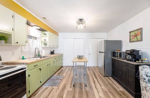 Elizabethton Apartment | Cozy Apartment in Downtown Elizabethton