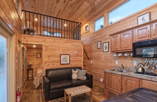 Carmel RV Rental | Cozy Cabin 1 - Big Sur