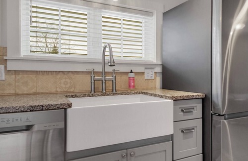 Kingfield Cottage | Cozy Cabin with Modern Amenities. Pet Friendly! Hot Tub!