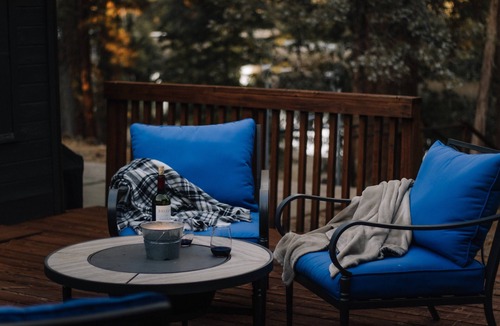 Cassel Cabin | Cozy Fishing Cabin: Hat Creek, Pit River, Fall River, Baum Lake. Burney Falls.