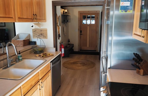 Carnelian Woods House | Cozy Lake Tahoe Cabin - Carnelian Bay