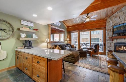 Truckee Apartment | Cozy Northstar Village Condo Walk to Lifts 2 Full BA Excellent Location
