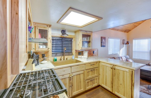 Lake Almanor Peninsula Cabin | Cozy & Restful Cabin, Steps to Lake Almanor