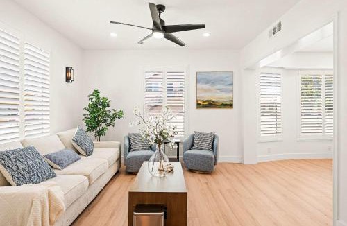 Harbor House | Cozy Retreat Near Downtown - Perfect for Families