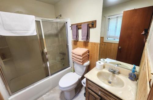 Big Bear Lake Hotel | Creek Runner Lodge