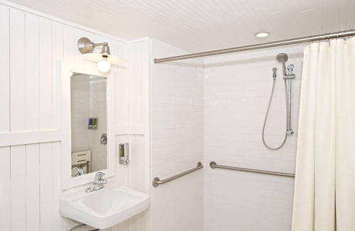 Yosemite Village Hotel | Curry Village