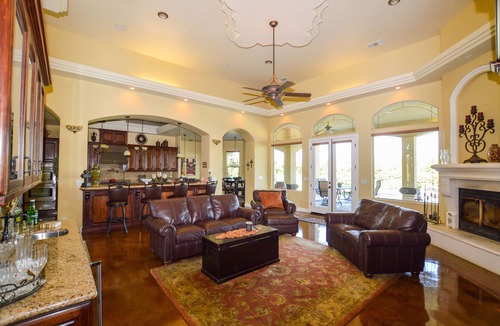 Hanford House | Custom country