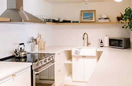 Carpinteria Condo | Darling Carpinteria Beach Getaway
