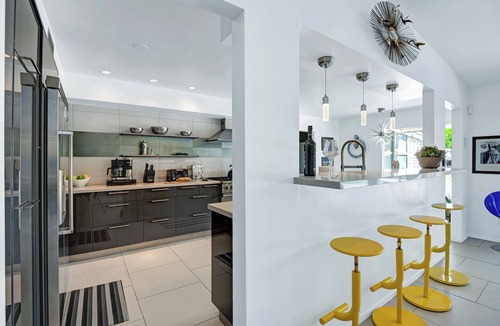 Deep Well Ranch House | Deepwell Dream Home - Modern Luxury, Close to Everything, Amazing Location