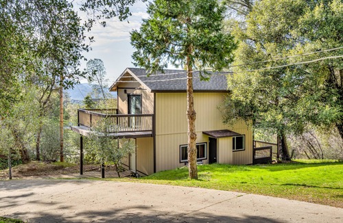 Oakhurst Cabin | Deer Heaven Two Story Cabin