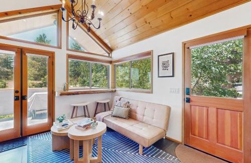 Idyllwild Hotel | Deerhaven Lodge B
