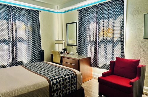 Theater District Hotel | Deluxe Room with Private Bathroom, Queen Bed, Free Wi-Fi, Near Union Square