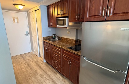 Sunny Isles Beach Condo | Direct Ocean View Condo wBalcony,Kitchen + Pool, Gym in a Beachfront Building.