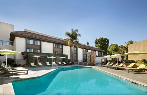 Milpitas Apartment | Discover the Children's Discovery Museum! Outdoor Pool, Pet-friendly Property!