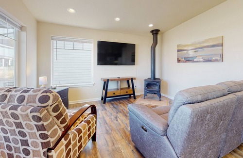 Bayshore House | Dog-friendly beach home with private washer/dryer & wood stove - close to beach