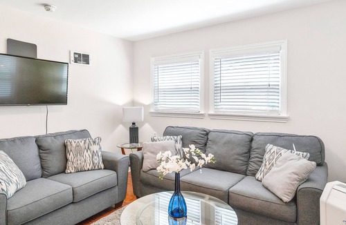 Cortez Hill Condo | Dog-friendly home with full kitchen & furnished patio - near downtown