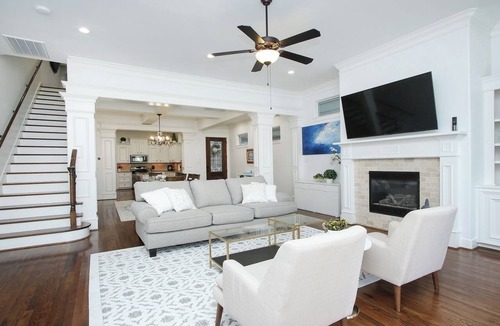 Shady Acres House | Downtown Houston-Private Pool, Hot Tub & Game Room