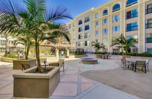 Marina District Apartment | Downtown Luxury - 2 bed/2 bath/2 parking