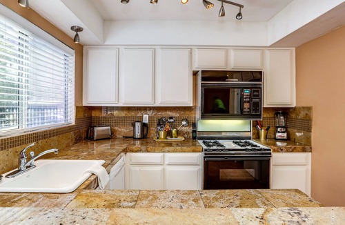 Deepwell Estates Condo | Downtown Palm Springs Biltmore Estates 1434
