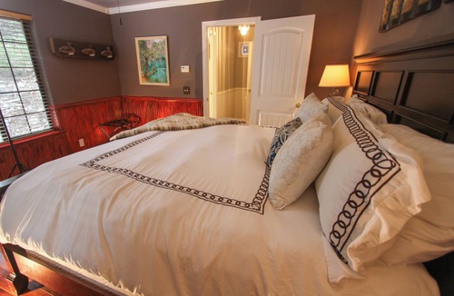 Shaver Lake House | Drakeslanding Inn