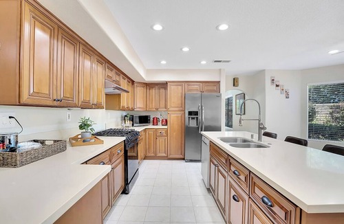 Poway House | Dreamsville - Countryside Solace - Spacious 5 BR, 3 BA, 3000+ sqft