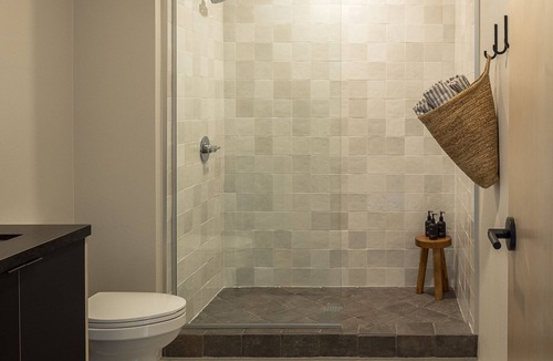Julian Hotel | Drift Palm Springs, a Member of Design Hotels