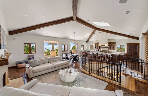 West Mesa Apartment | Driftwood Club - Italian Oceanview Estate