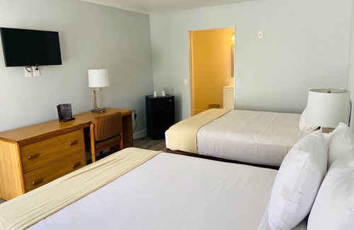 Old Town Hotel | E-Z 8 Motel Old Town