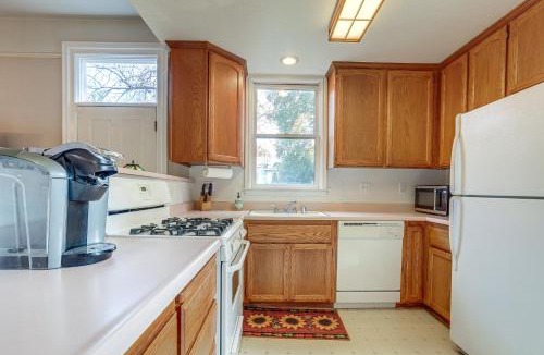 Alkali Flat House | Eclectic Sacramento Home about Half Mi to Downtown!