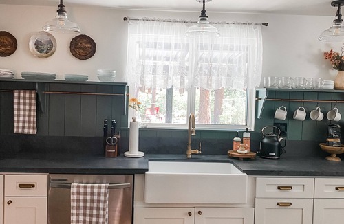 Wrightwood Cabin | Edelweiss Haus Wrightwood! AC, Sauna, Firepit, BBQ, EV Charging