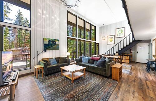 Tahoe Woods House | Ellis Peak Retreat - Hot Tub, Wood Fireplace, Close to Tahoe City & Dining