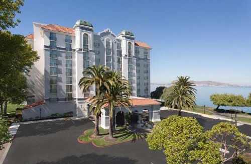 Burlingame Hotel | Embassy Suites San Francisco Airport Waterfront