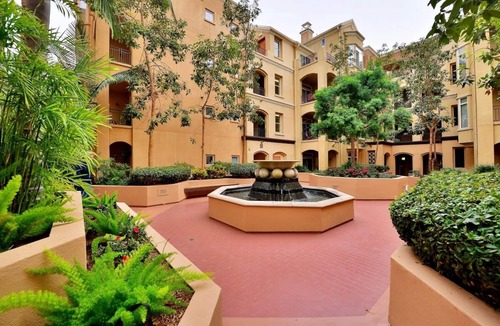 Bankers Hill Condo | Enjoy a beautiful San Diego Bay view on Bankers Hill one block from Balboa Park