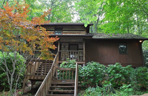 Todd Cabin | Enjoy summer in Todd NC! 5 min from Old Barn Winery 10 min to W Jeff