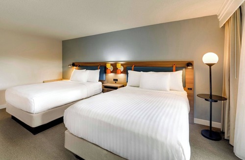 Oyster Point Resort | Ensuring a Very Comfortable & Memorable Stay! Near Jack Drago Park