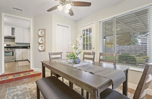 Lodi House | Entire House on Robert St Close to Lodi Lake