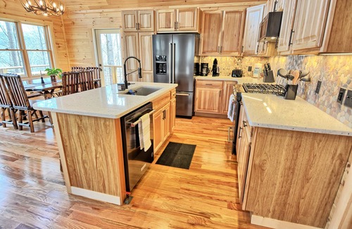 Todd Cabin | Experience luxury at It'll Do Cabin in Todd, NC—spacious 4BR, mountain views, great amenities!