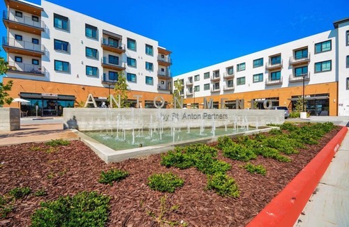 Menlo Park Apartment | Explore Redwood City’s Downtown nr Eateries & Entertainment