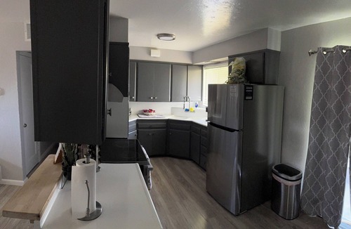 Roosevelt House | Explore Yosemite, Sequoia & Kings Canyon from Your Charmining 3 bedroom retreat.
