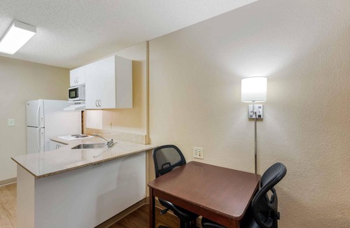 Santa Susana Hotel | Extended Stay America Suites Los Angeles Simi Valley
