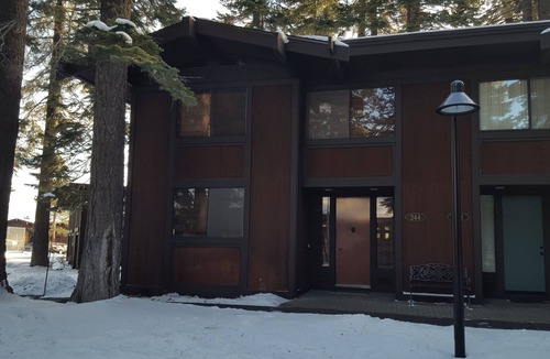 Tahoe Sierra Estates Condo | Fabulous 4 Bedroom Tavern Shores with Lakefront Views