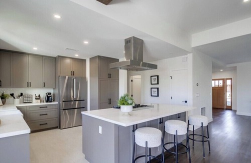 Loma Portal House | FALLing for Luxe Divine Skyline Loma Retreat+pets!