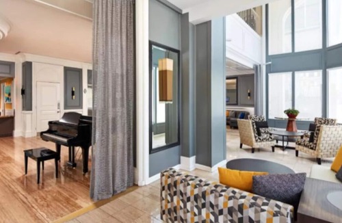 Civic Core House | Family and Friends Getaway! Three Modern Units Near Attractions