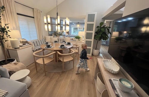 Valencia House | Family, kid and dog friendly, Fenced yard, 3 bed, 3 bath.
