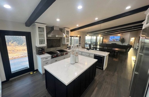 Temecula House | Five bedroom hilltop view home with spa and three fire pits