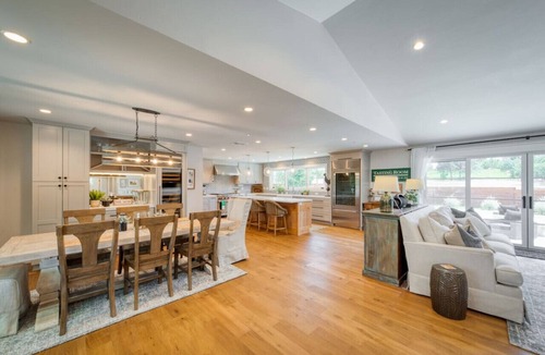 Windsor House | Flora Vina - Country Home with Vineyard Views