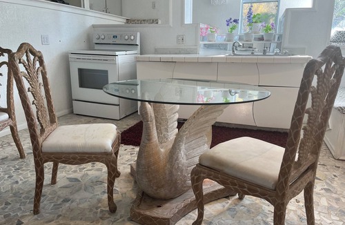 Mill Valley House | FOR ROMANTICS AND ARTISTS! So peaceful at night, you can hear the stars!