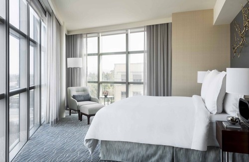 Palo Alto Hotel | Four Seasons Hotel Silicon Valley at East Palo Alto