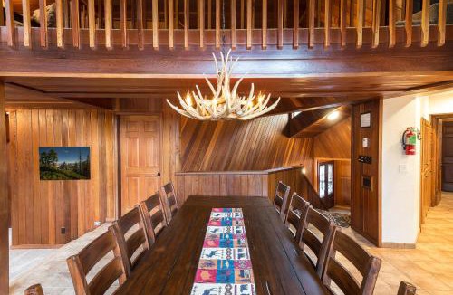 Yosemite West House | Four Seasons