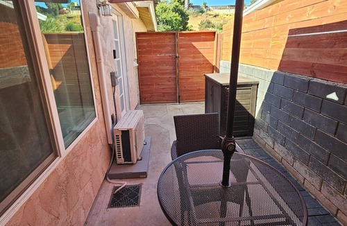 Rolando Park Apartment | Fully Equipped San Diego Studio with Outdoor Space - Pet friendly with parking